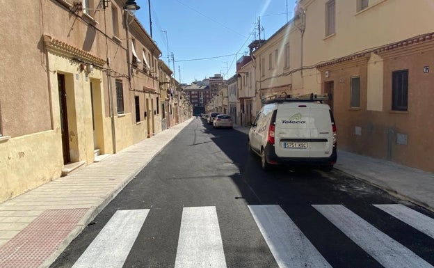 Finalizan con un mes de antelación las obras de mejora del barrio alcoyano de Els Clots