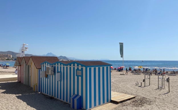 Fallece ahogado un hombre de 80 años en una playa de El Campello