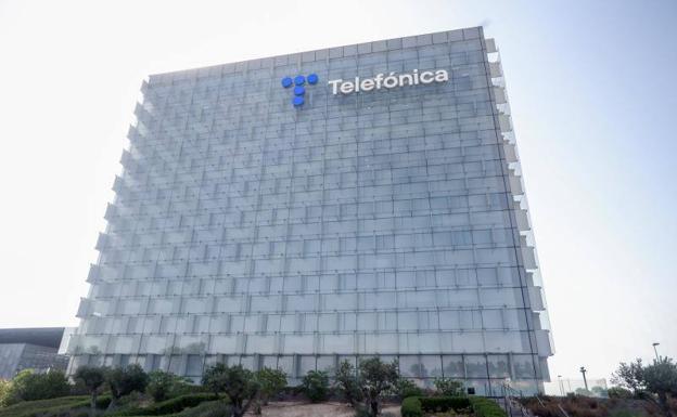 Telefónica vende el 45% de su fibra rural por más de 1.000 millones