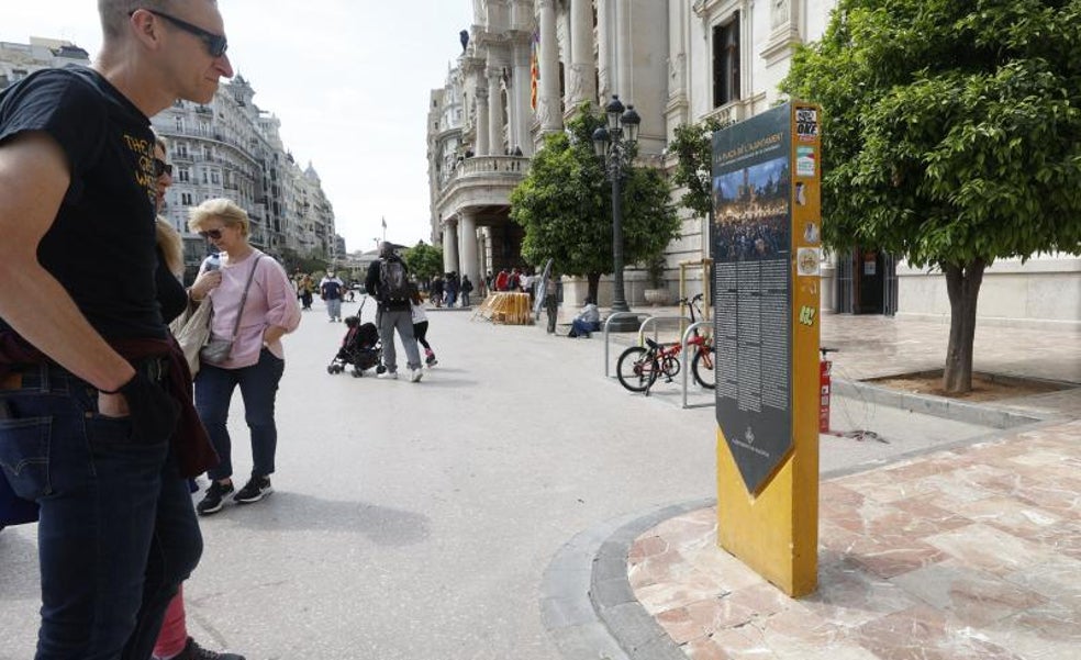 El ideólogo del monolito del 15M participa en la elaboración del nuevo monumento