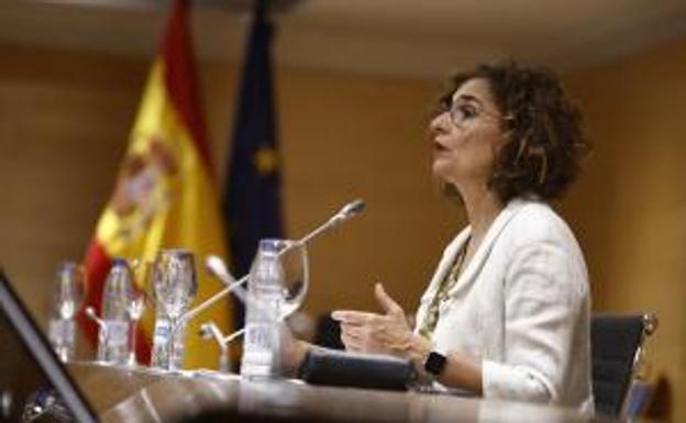 Hacienda riega la Comunitat: 2.835 millones más pero sin avances en la financiación