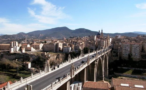 Alcoi, único municipio de la comarca en la que desciende el paro en julio