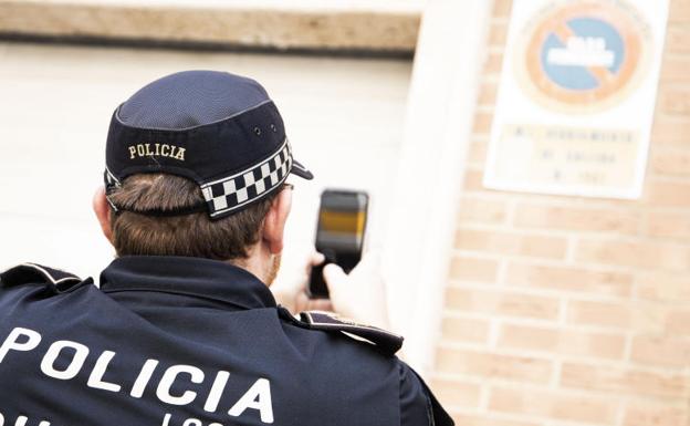 ¿Me pueden multar si aparco ante un garaje que no tiene vado?