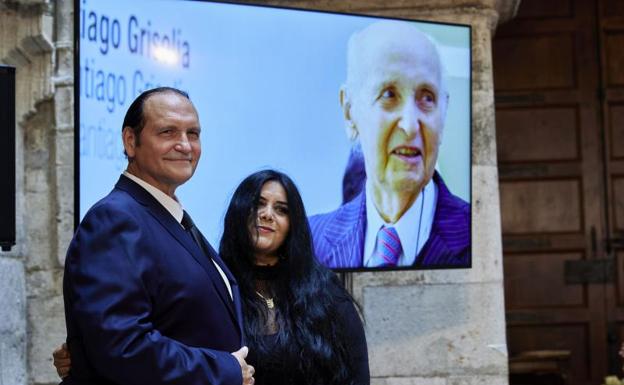 La sociedad valenciana despide a Santiago Grisolía, el investigador que acercó la ciencia a la sociedad