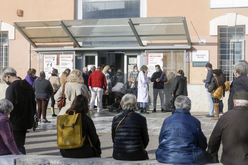 Valencia destina a sanidad la mitad de dinero per cápita que Barcelona y Madrid