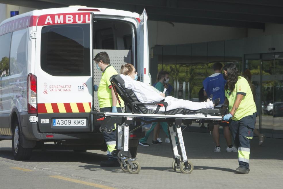 «Cuando llegó la hora de mi cita ya se había ido el médico de la consulta»