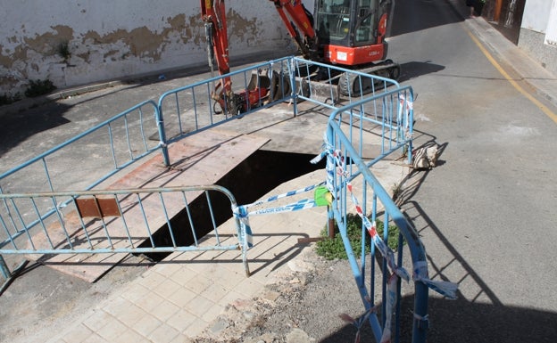 El expediente X del socavón que tiene en alerta a todo un pueblo