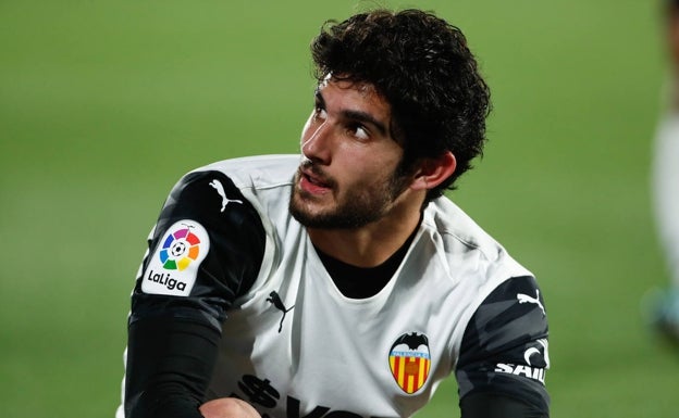 Guedes ya se encuentra en Wolverhampton