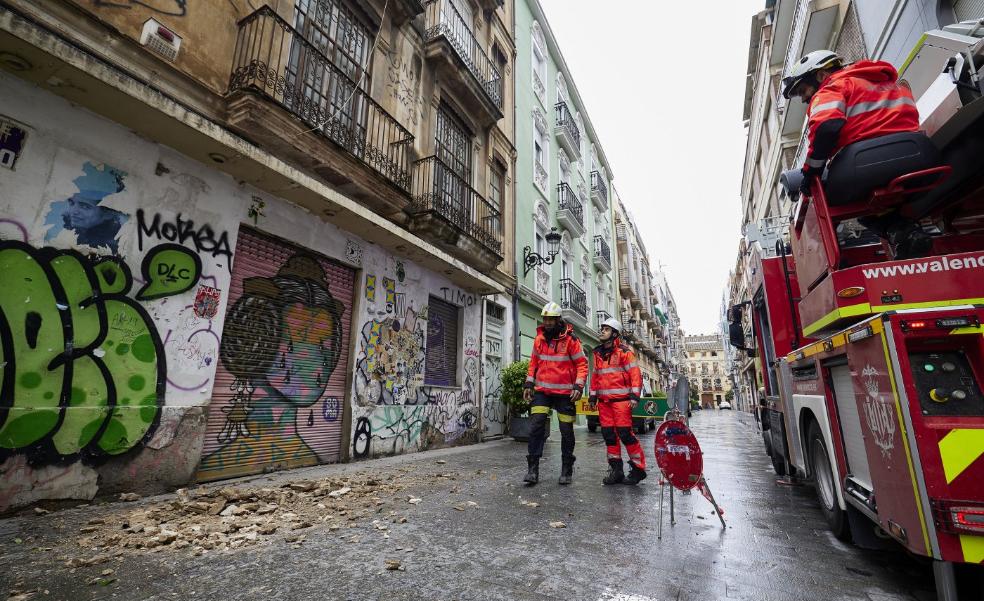 Escabechina en el primer examen de Bomberos en Valencia, que deja fuera a 1.400 aspirantes