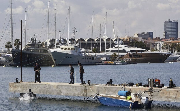 La madeja de la Marina de Valencia se enreda