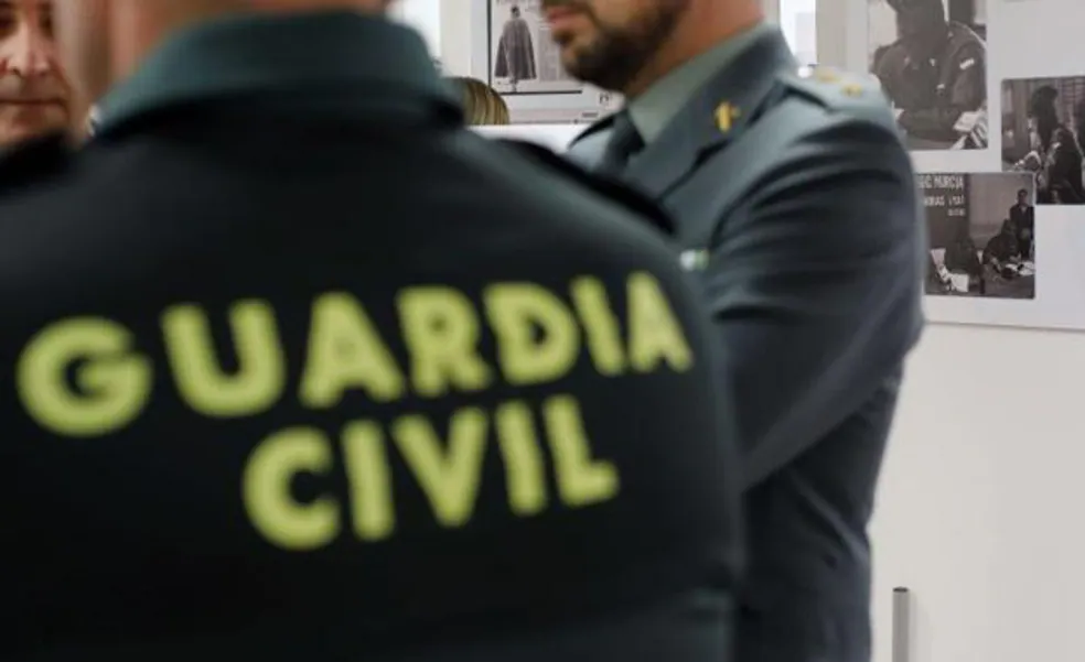 Condenado a más de nueve años de prisión por agredir y retener a su expareja para robarle el móvil en Castellón