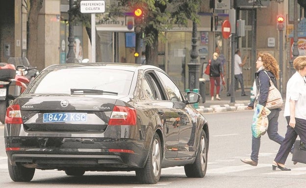 Cabify y las VTC serán forzadas a dejar Valencia y Alicante si no se aprueba una moratoria