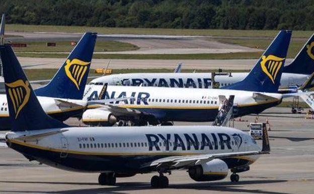 La huelga de trabajadores de Ryanair deja nuevos retrasos en el aeropuerto de Alicante