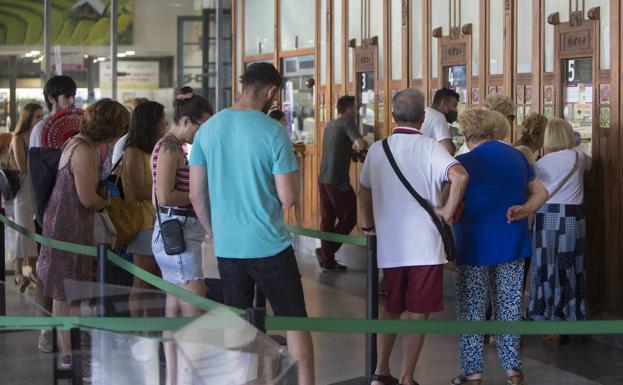 Más de 9.000 bonos adquiridos durante el primer día en la Comunitat