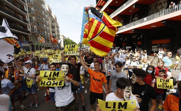 Ciclotimia y punk en Mestalla