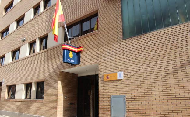 Dos detenidos tras desmantelar una plantación de marihuana en la azotea de una vivienda de Alzira