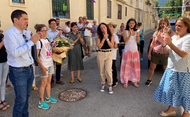 Una vecina de Alcoi muere una hora después de ser homenajeada en las fiestas de su barrio