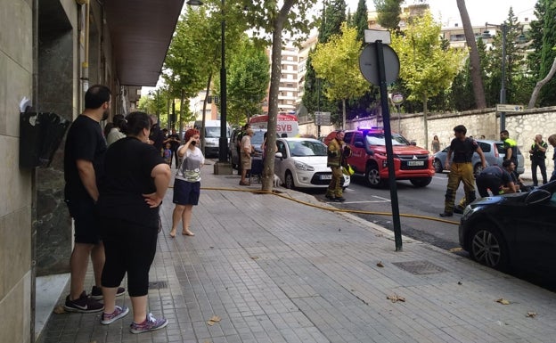 Fallece una mujer de 75 años en Alcoi tras calcinarse parte de su vivienda