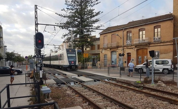 El metro vuelve a circular por Foios y Meliana tras los trabajos para reducir el ruido y las vibraciones