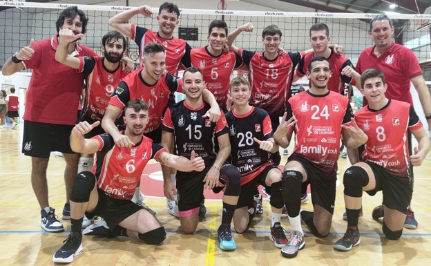 El Club Voleibol Xàtiva arranca temporada con la apuesta de la formación de los equipos bases