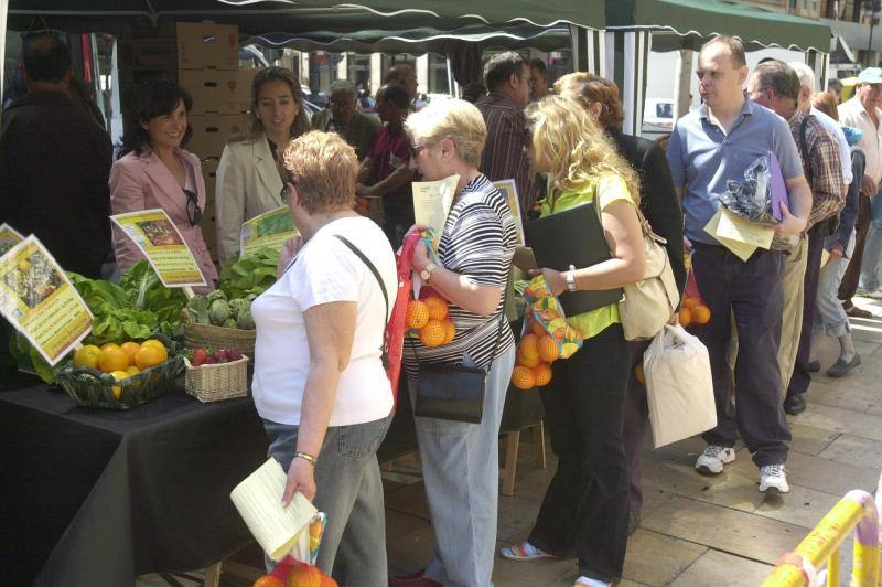 Agricultores critican que los mercadillos agrarios se abran a otros productos