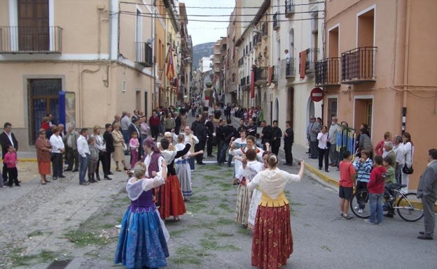 Agullent acoge el 43 encuentro de Danses de la Vall d'Albaida