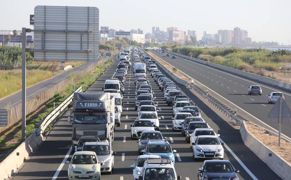 ¿Cómo escapar del atasco diario en Valencia?