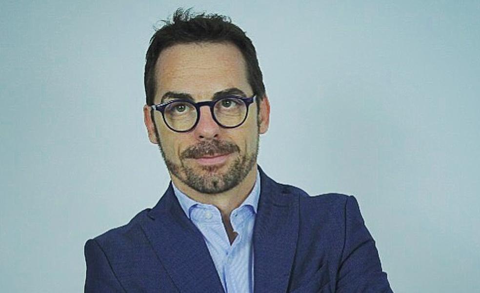 Javier Echaleku: «Hace 30 años no eras emprendedor, te llamaban buscavidas»