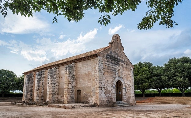 Carcaixent al rescate de las pinturas góticas de la ermita