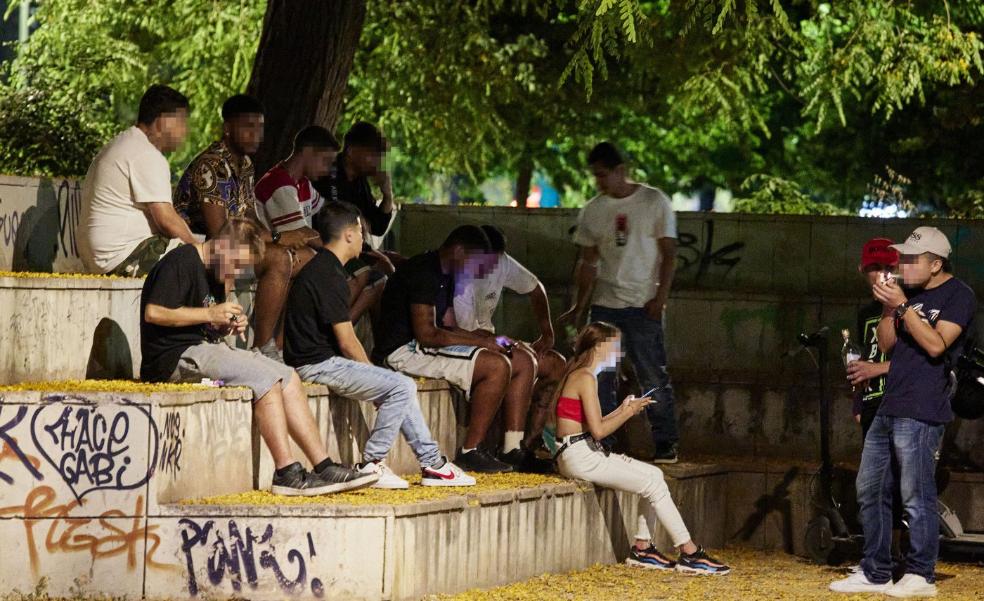 La Fiscalía alerta de que algunos menores sienten necesario protegerse con navajas