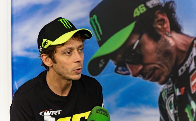 Valentino Rossi: «En Cheste es más fácil pilotar un coche que una MotoGP»