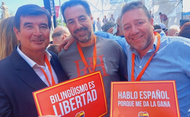 Giner lleva a Barcelona su lucha contra la discriminación del castellano en Valencia