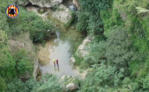 Rescatan a un hombre que había desaparecido cuando hacía barranquismo en el Gorgo de la Escalera de Anna