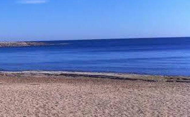 Dos personas mueren ahogadas en una playa de Torrevieja