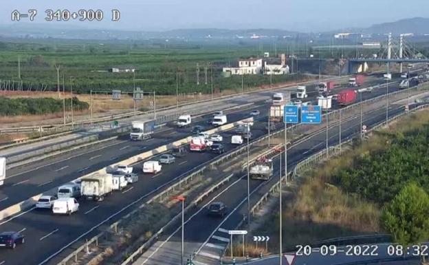 23 kilómetros de atascos en las carreteras de Valencia en plena hora punta