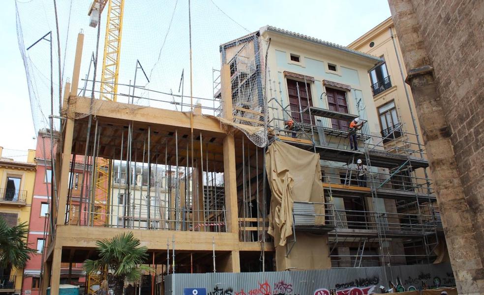 El puente fantasma junto al Micalet