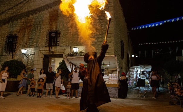 Cine, recreaciones históricas y Halloween en la nueva programación del Castillo de Santa Bárbara