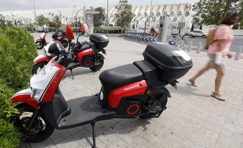 Valencia reclama casi 300.000 euros a empresas de alquiler de motos