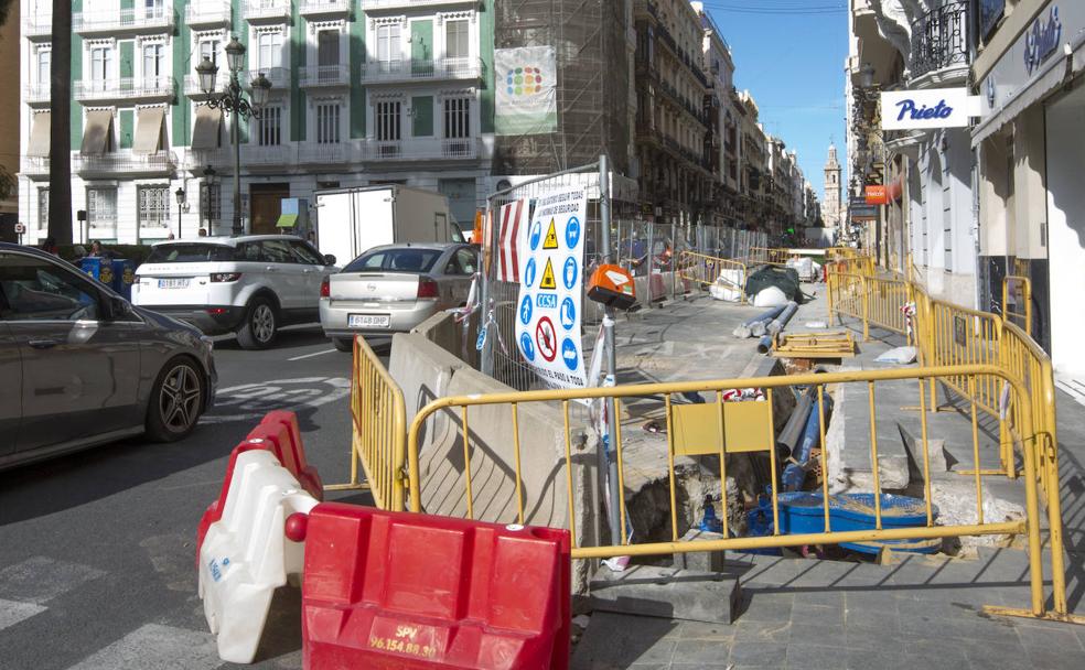 La calle de la Paz, dos años en obras