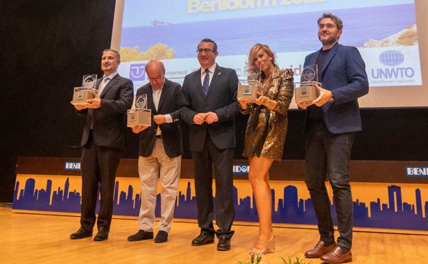 Benidorm entrega a RTVE, Alaska, Máximo Huerta y al hotel Don Pacho sus galardones turísticos