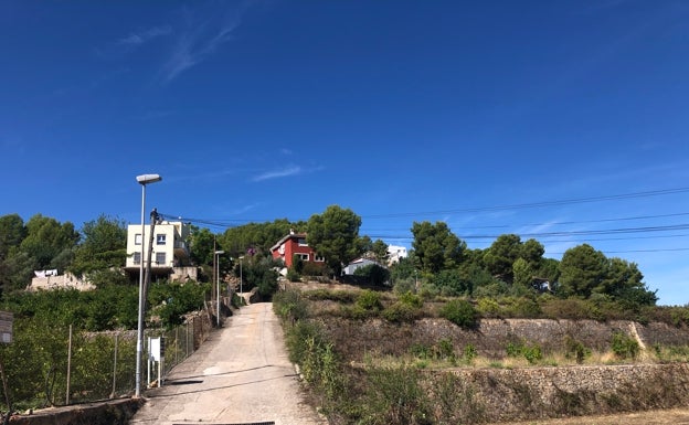 Fin a los cortes de agua en una urbanización de Potries