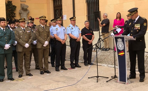 El comisario de Gandia destaca el papel de la mujer en el cuerpo y la lucha contra delitos económicos y la ciberdelincuencia