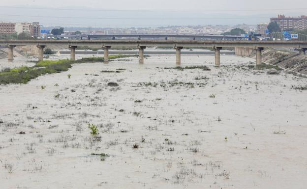 El nuevo cauce del Turia volverá a llevar agua de forma permanente: 400 litros por segundo