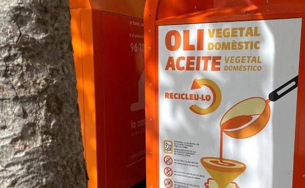 Para qué sirve el contenedor naranja que te puedes encontrar en las calles de Valencia