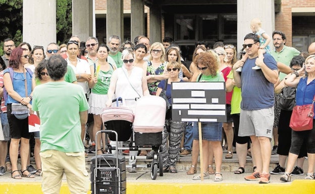 Profesores en pie de guerra al no cobrar todavía la nómina de septiembre