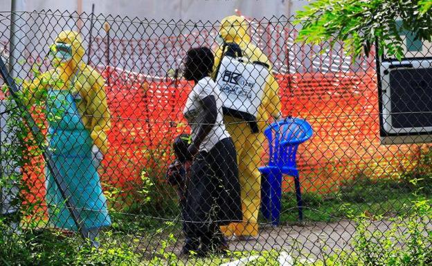 La epidemia de ébola alcanza la capital de Uganda