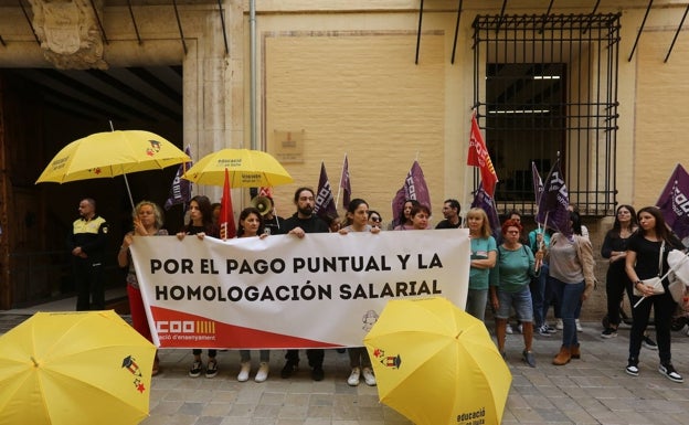 Trabajadores de centros de menores llevan meses sin cobrar