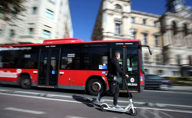 Un juzgado inmoviliza por primera vez un patinete por la potencia del motor