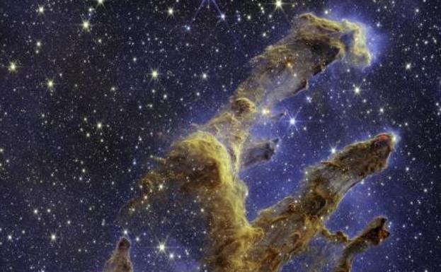 La fantasmagórica imagen de los Pilares de la Creación: la NASA enseña cómo nacen las estrellas