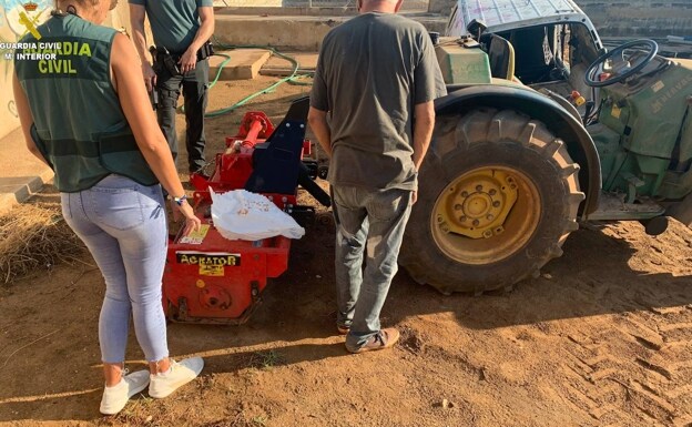 Dos detenidos por robar maquinaria agrícola en Alcàsser tras ponerla a la venta por internet
